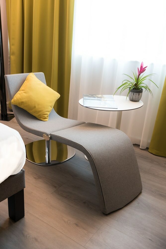 Hotel Novotel Chartres