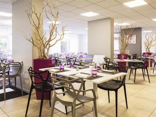 Hotel Novotel Fontainebleau Ury