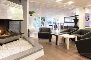 Hotel Novotel Fontainebleau Ury