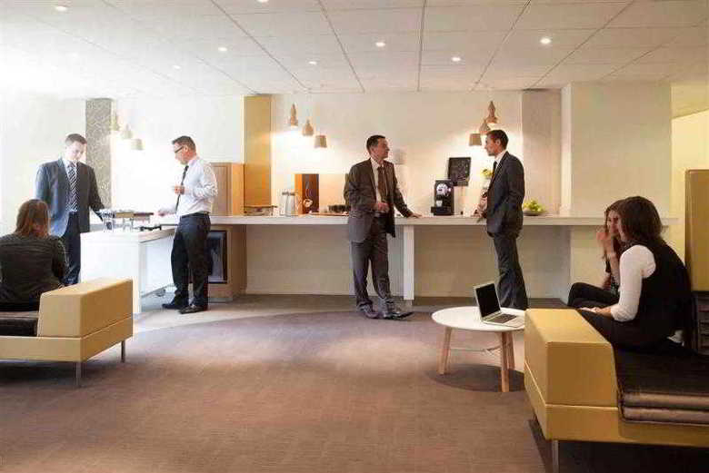 Hotel Novotel Fontainebleau Ury