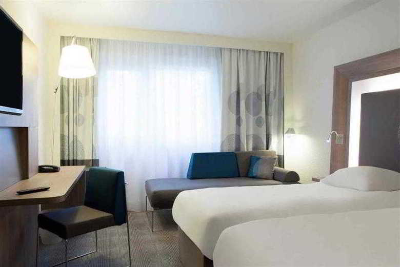 Hotel Novotel Fontainebleau Ury
