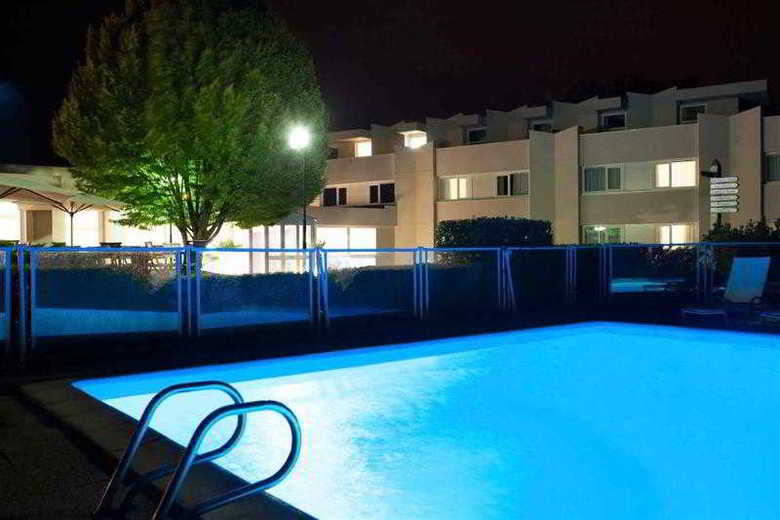 Hotel Novotel Fontainebleau Ury