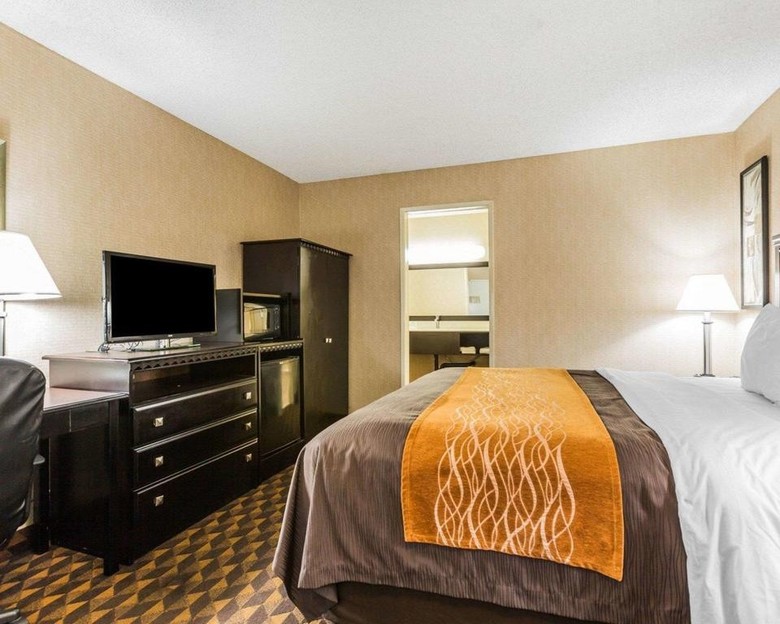 Hotel Comfort Inn Near Warner Center