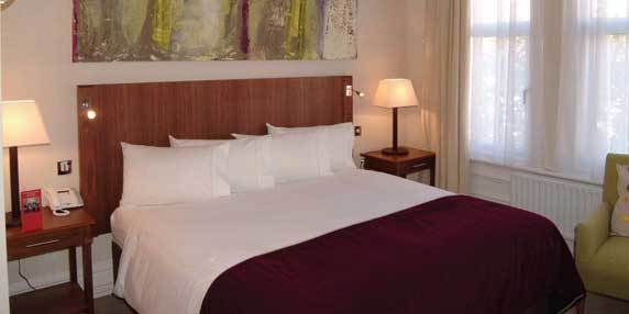 Hotel Macdonald Burlington