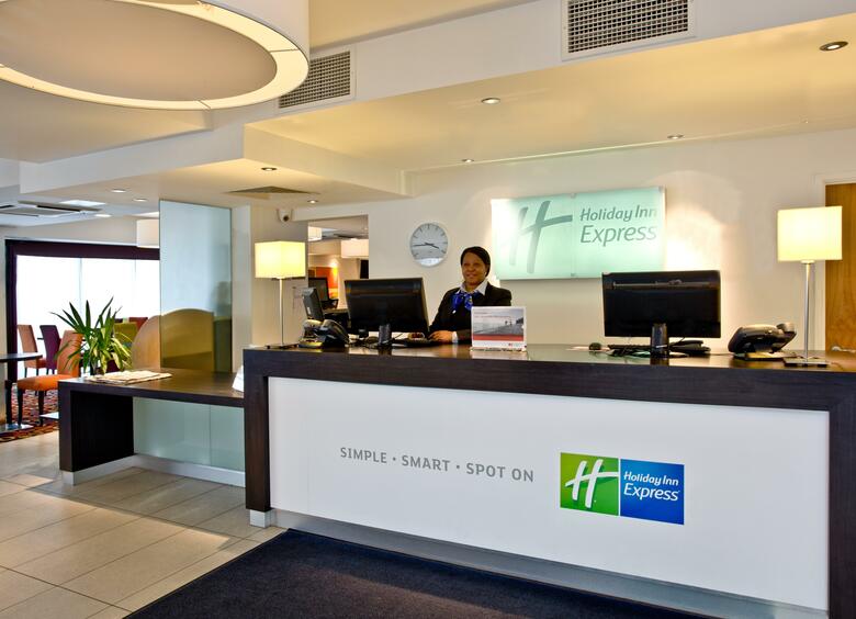 Hotel Holiday Inn Express Birmingham - South A45