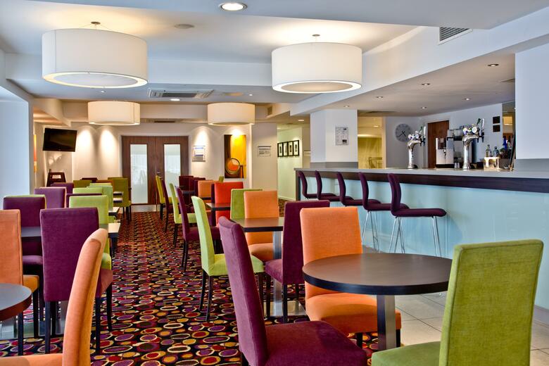 Hotel Holiday Inn Express Birmingham - South A45