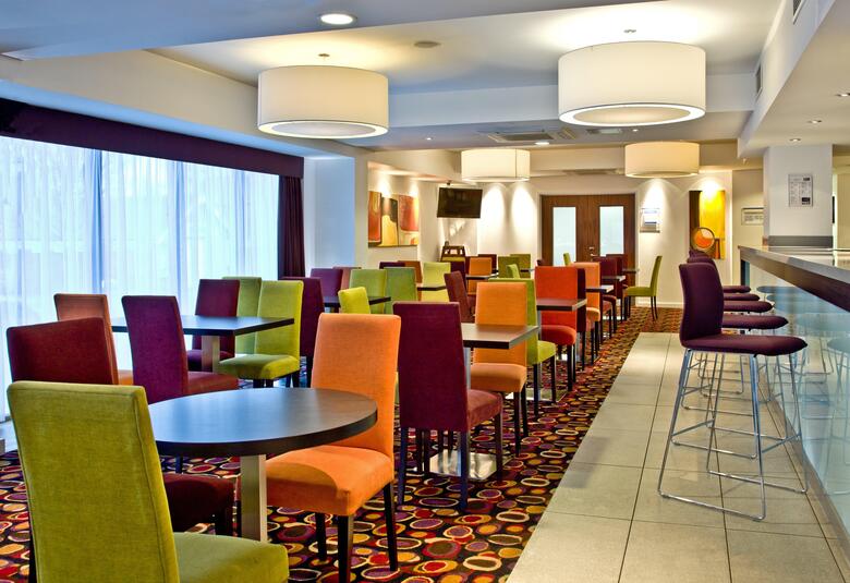 Hotel Holiday Inn Express Birmingham - South A45