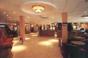 Hotel Holiday Inn Airport