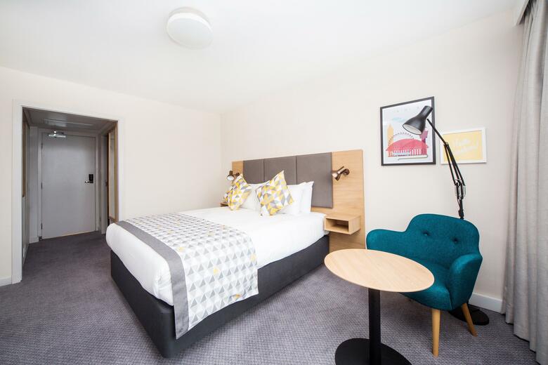 Hotel Holiday Inn Gatwick Airport