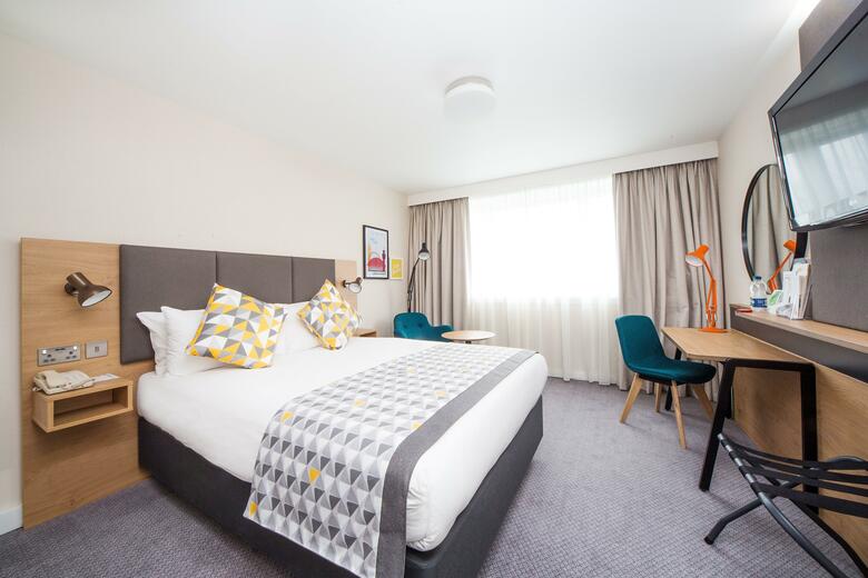 Hotel Holiday Inn Gatwick Airport