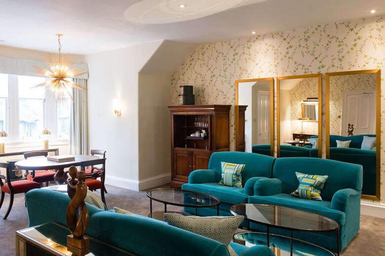 Hotel One Devonshire Gardens