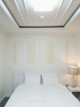Hotel Parkwood Incheon Airport