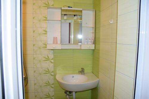 Hostal Guest Rooms Didi