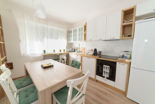 Burgas Sea Garden Apartment
