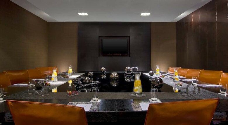 Hotel W Santiago