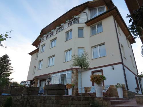Hostal Aurora Guest House