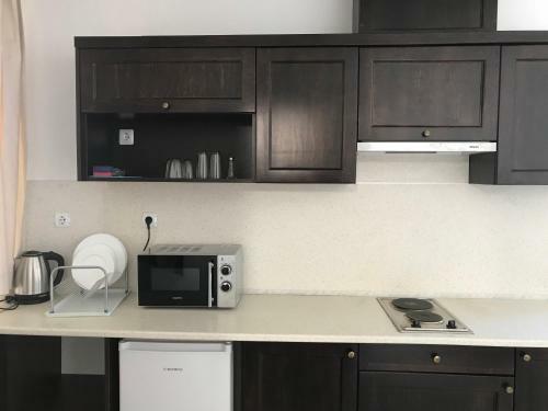Pearl Beach Apartments In The Cliff Resort