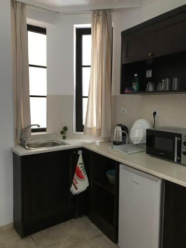 Pearl Beach Apartments In The Cliff Resort