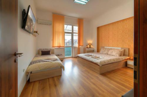 Hostal Guest House Center