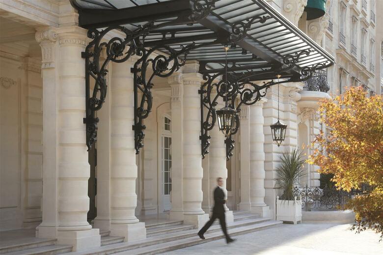 Hotel Shangri La Paris