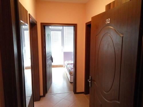 Private Apartments In Sunny House Nesebar