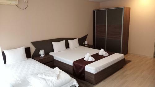 Hotel Oppium