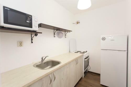 Hostal Nice Place Guest House Grafa