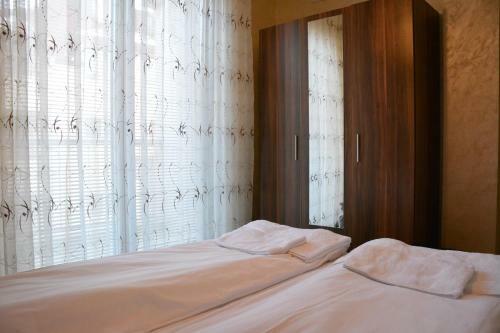 Lubata Apartments Single Suits