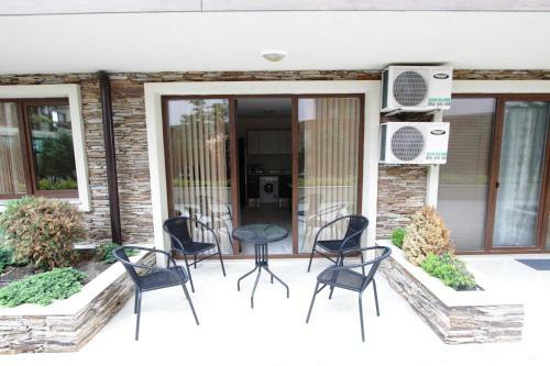 Lucky Apartments In Horizont Complex