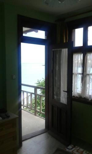 Hostal Agalina Sea House