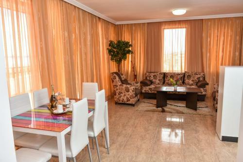 Olymp Aparthotel