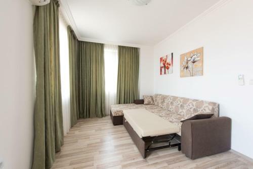 Gt Caprice Apartments
