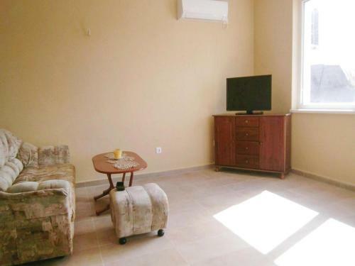 Two-bedroom Holiday Home In Tsarevo