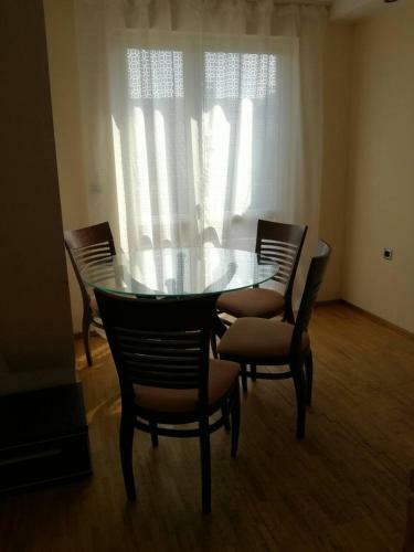 Lider Apartment Pop Hariton