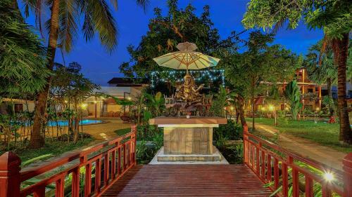 Suryavara Residence Hotel