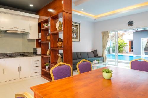 Villa Gorgeous House With Amazing Pool View | Full Amenities