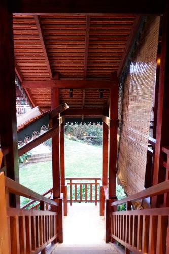 Hotel Samot Baitong Resort