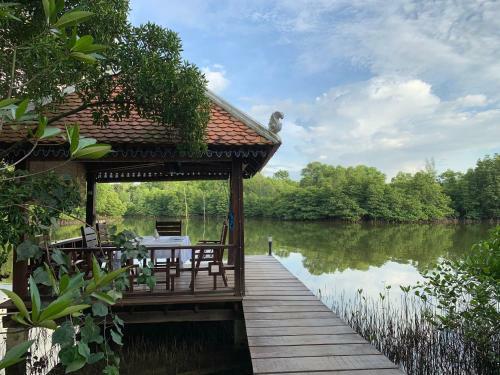 Hotel Samot Baitong Resort