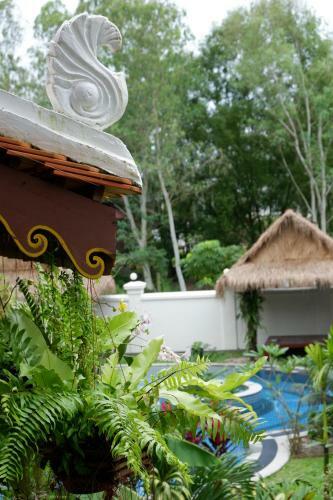 Hotel Samot Baitong Resort