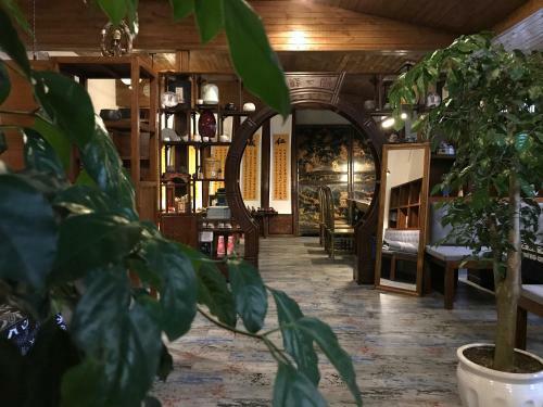 Hostal Shunshang Xian Chancha Guest House