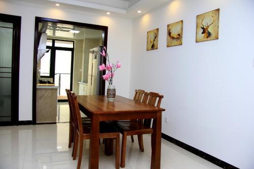 Yu Mansion Sea View Holiday Apartment