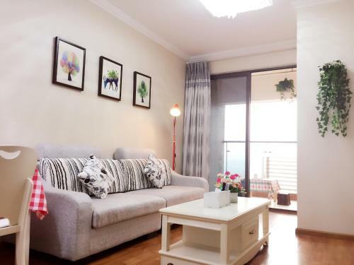 Chengdu Jiwu Aparthotel-wuhouci Jinli Branch