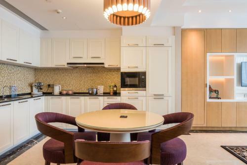 Hotel Mia Suites Chengdu Intime Center