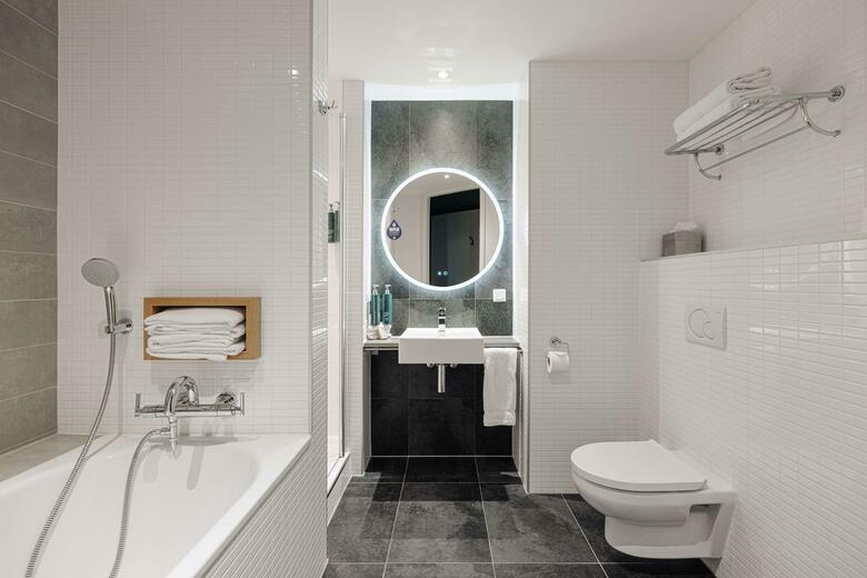 Hotel Double Tree By Hilton Amsterdam Centraal Station