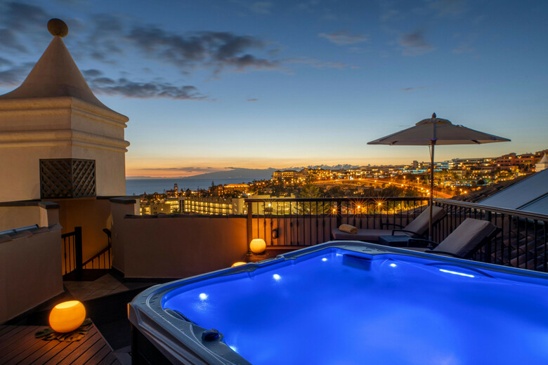 Hotel Gf Gran Costa Adeje