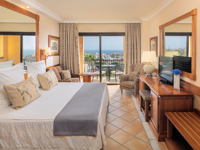 Hotel Gf Gran Costa Adeje