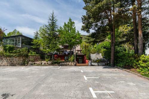 Hotel El Torre�n De Navacerrada