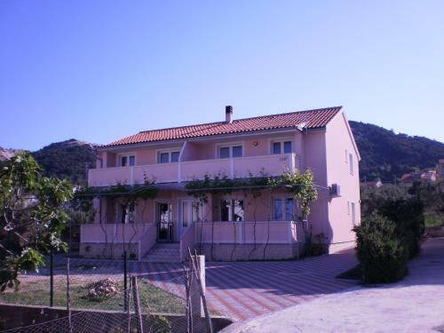 Apartments In Barbat/insel Rab 17635