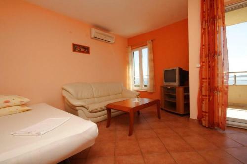 Apartment Baska Voda 6718b