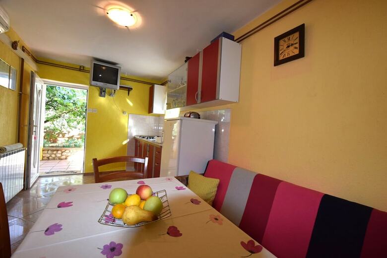 Apartments Mare